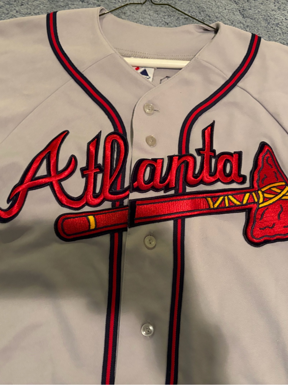 Majestic Atlanta Braves Chipper Jones MLB Baseball Jersey size Large - Picture 3 of 7